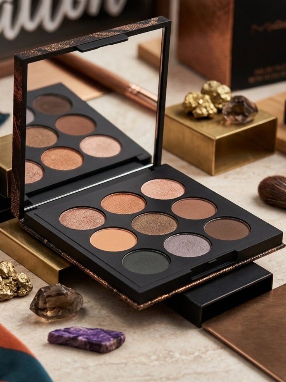 Steve Laurant Black Eyeshadow Compact - Classic Black Shade